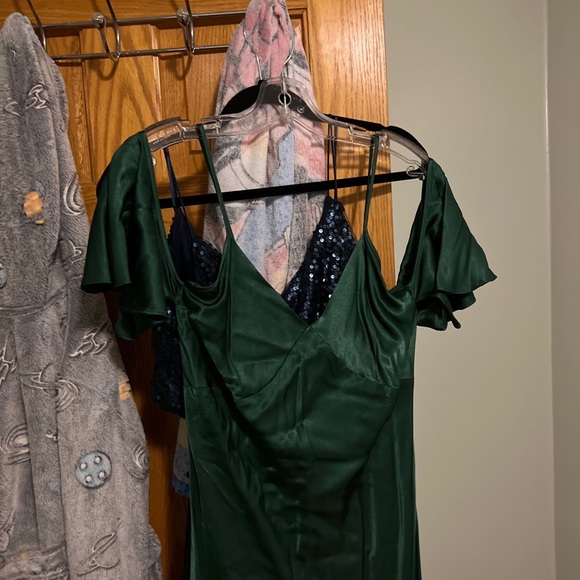 Emerald Green Silk Dress Size M from Zara - Picture 3 of 4